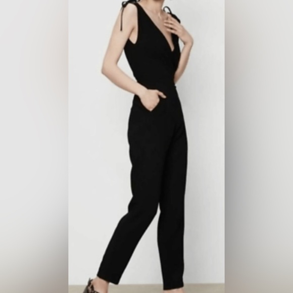 Maje Sleeveless Elegant Black Jumpsuit. - Picture 3 of 14